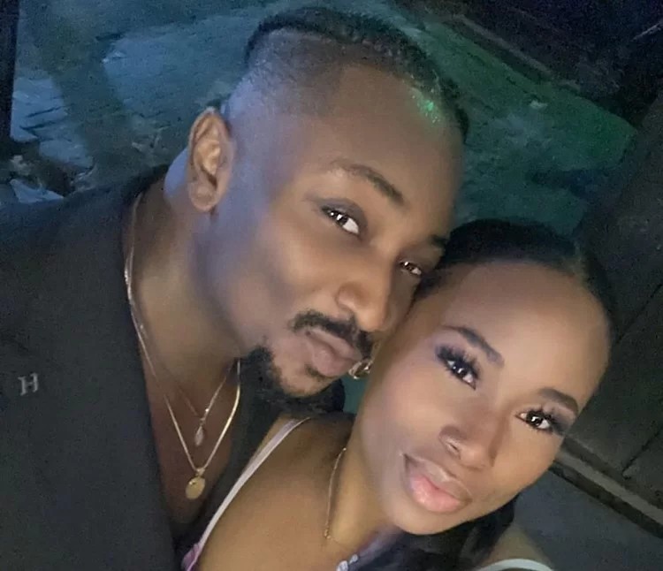 <strong>BBNaija star, Sir Dee is Engaged</strong>