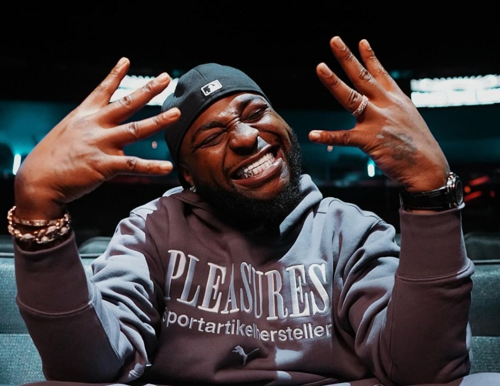 <strong>Davido pledges N300m to orphanages across Nigeria</strong>