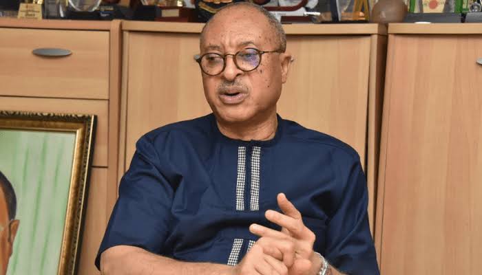Utomi Calls Economic Managers To Fix Crisis