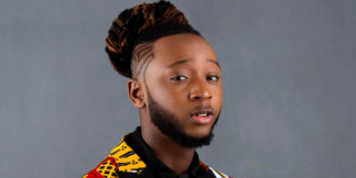 Yung6ix narrowly escapes death during robbery attack
