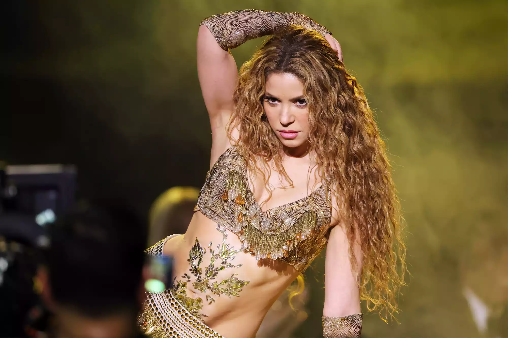 Shakira Returns to Grammys Stage for the First Time Since 2007