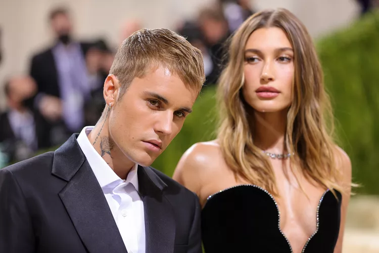 Hailey Bieber Shuts Down Rumors That She Unfollowed her Husband on Instagram