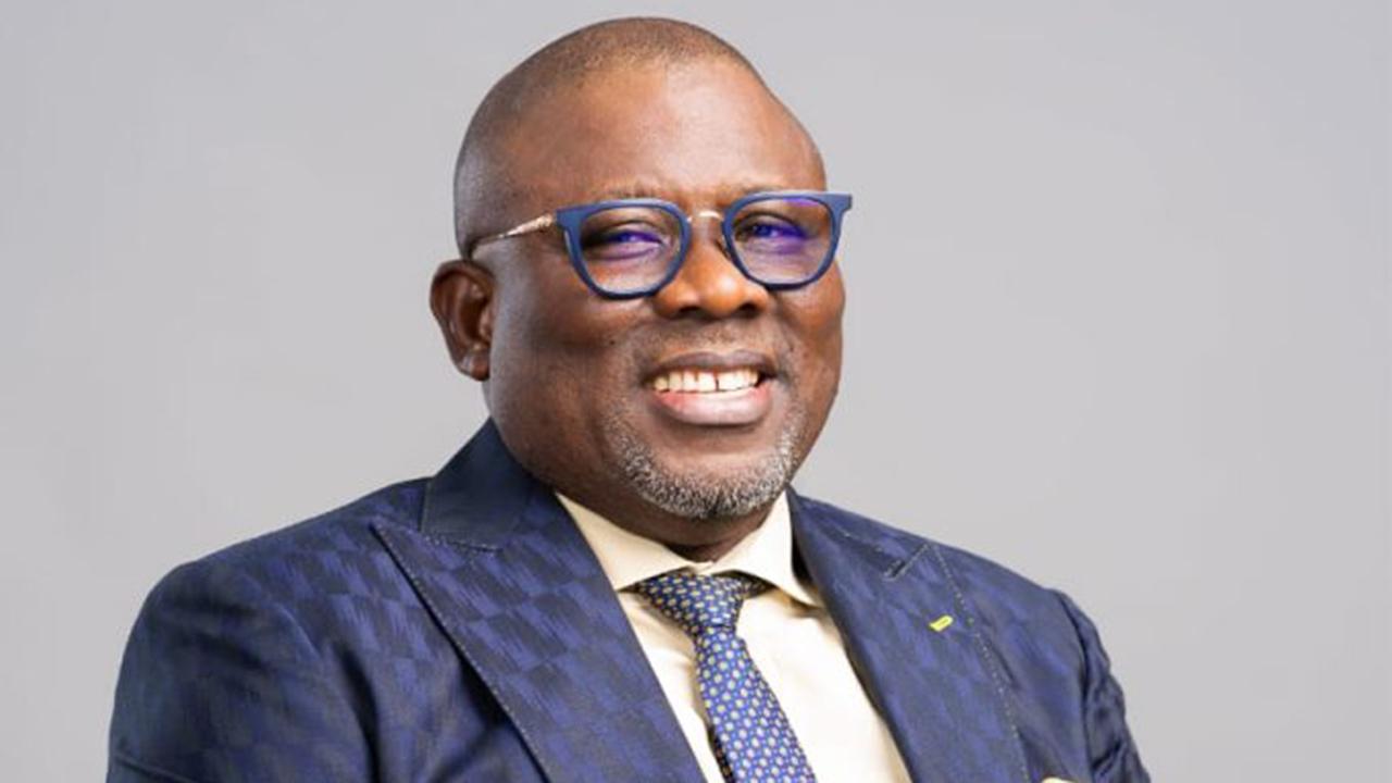 Defection: Governor Oborevwori Joins Wave