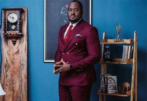 ‘I Was Hurt By Veterans Who Endorsed Olumide Oworu To Contest Against Me’ – Desmond Elliot Opens Up