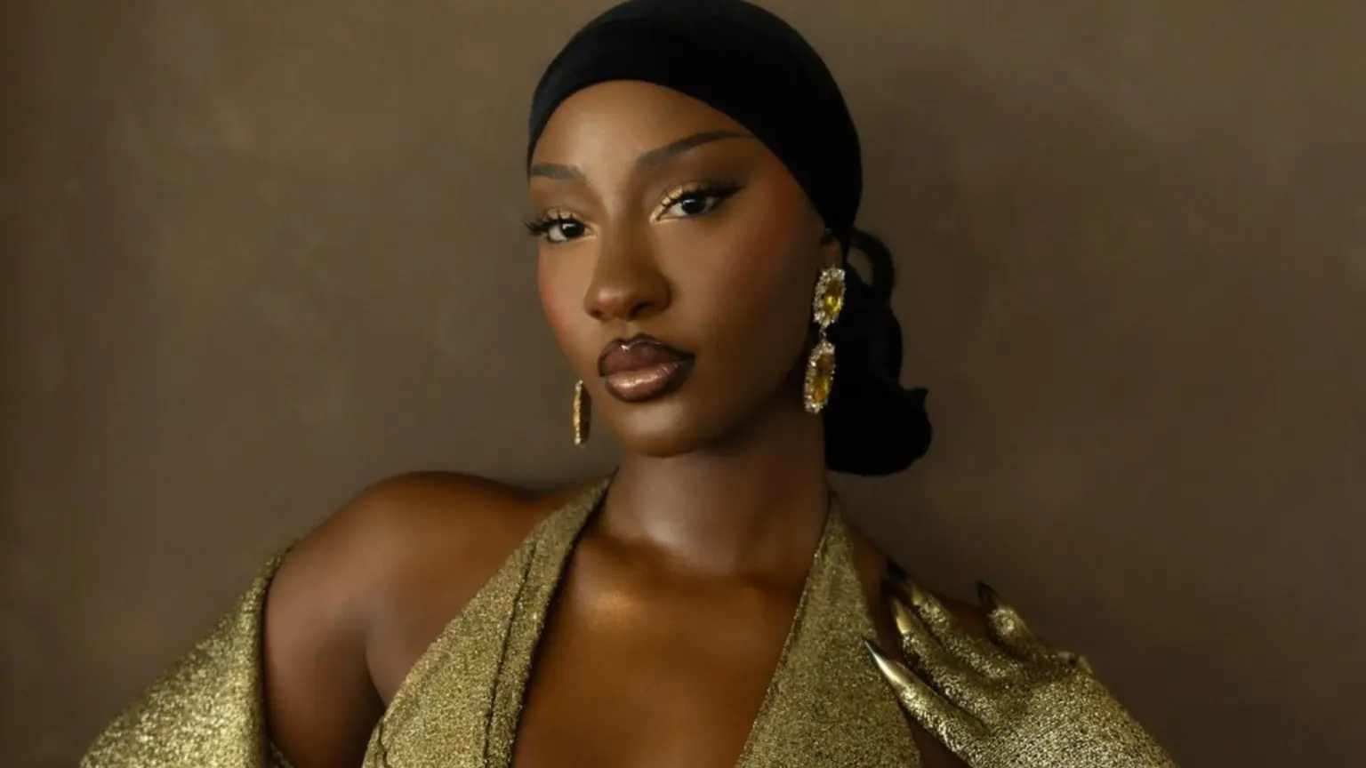 Tems Becomes Best-Selling Female African Artist in the U.S. with Historic Milestone
