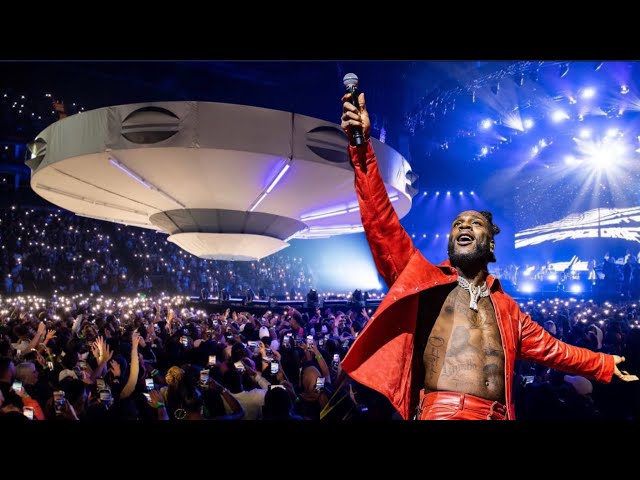 WATCH!! Burna Boy Kicks Couple Out of Concert for Sleeping During His Performance