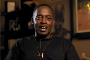 how-i-was-chased-off-headies-red-carpet-in-2008-for-omotola-to-take-pictures-–-mi-abaga-recounts-(video)