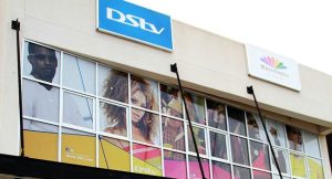dstv-could-pay-the-price-as-paramount,-netflix-battle-for-wbd-in-$108bn-bid