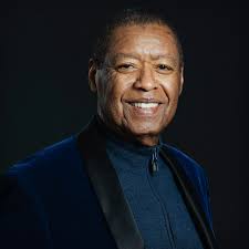 Global Gospel Icon Ron Kenoly Passes Away at 81″