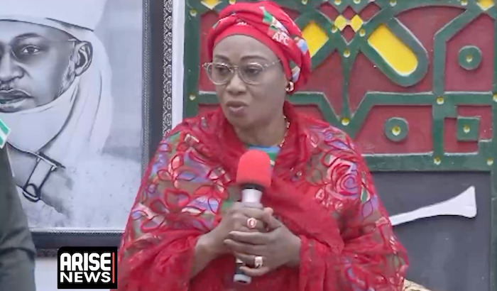 President Tinubu Lightens Mood at Abuja Press Corps Dinner with Affectionate ‘Iya Alakara’ Nickname for First Lady Oluremi