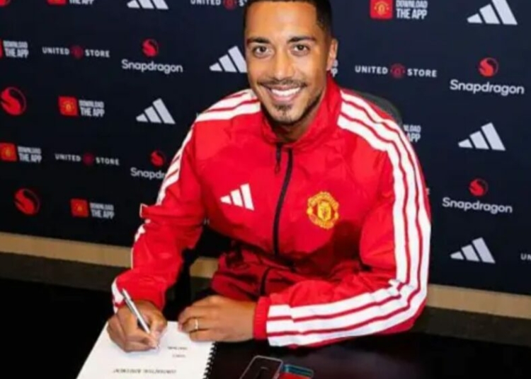 Man Utd Complete £35m Swoop for Youri Tielemans