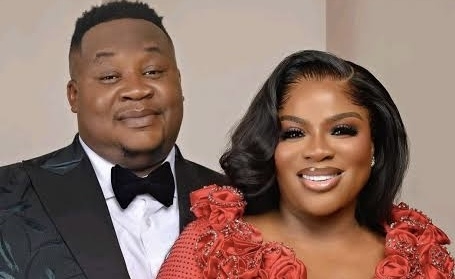 “Ten Years of Abundance” — Inside Pascal Okechukwu’s Lavish Tribute to His “Queen” After 10-Year Milestone